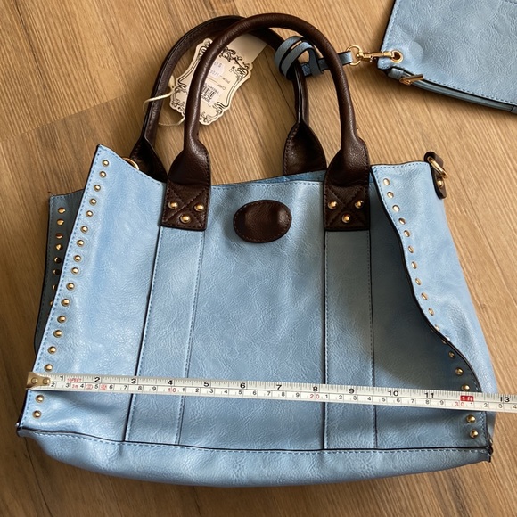 NWT vegan leather handbag - Picture 6 of 13